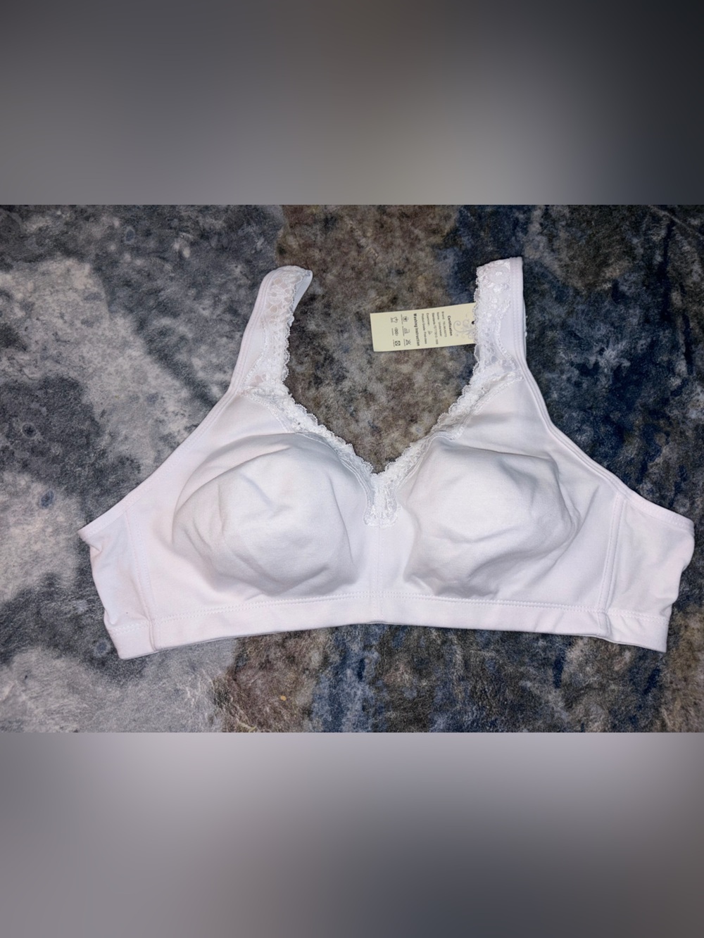 TELIMUSSTO Women’s White Comfort Wire-Free Lace Trim Bra